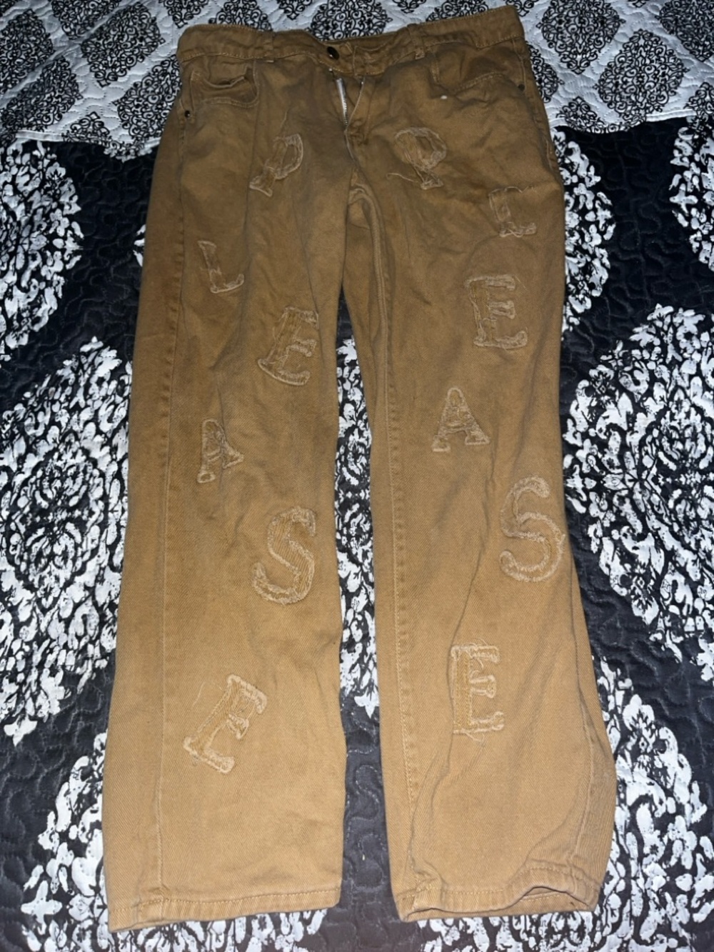 Denim 24/7 Men's Straight Jeans in Brown with Frayed Lettering